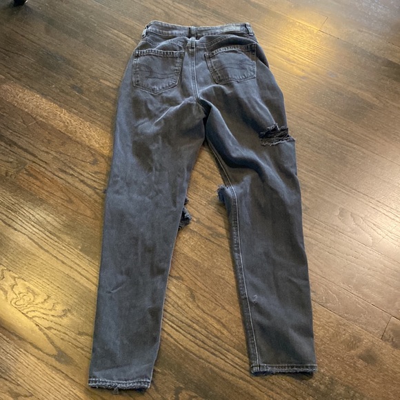 American Eagle Black Distressed Mom Jeans 00 EUC - Picture 12 of 12